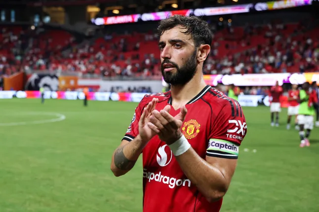 Ruben Amorim lên tiếng ủng hộ Fernandes về phát biểu chỉ trích đội