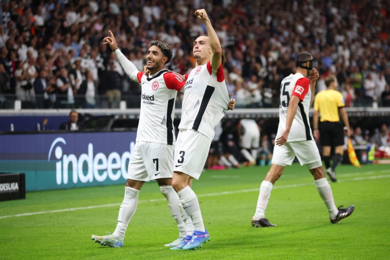 Màn thể hiện ấn tượng của Eintracht Frankfurt