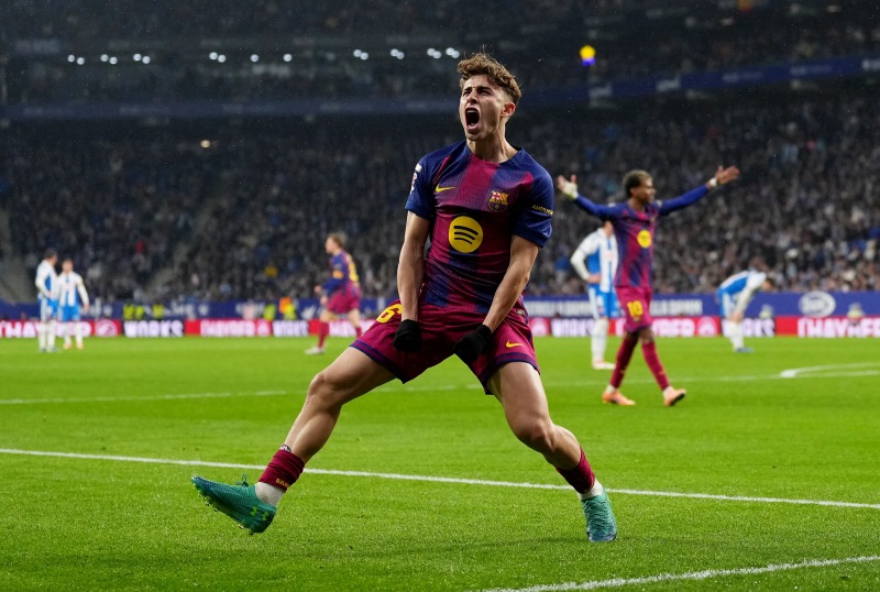 Màn thay người của Barcelona